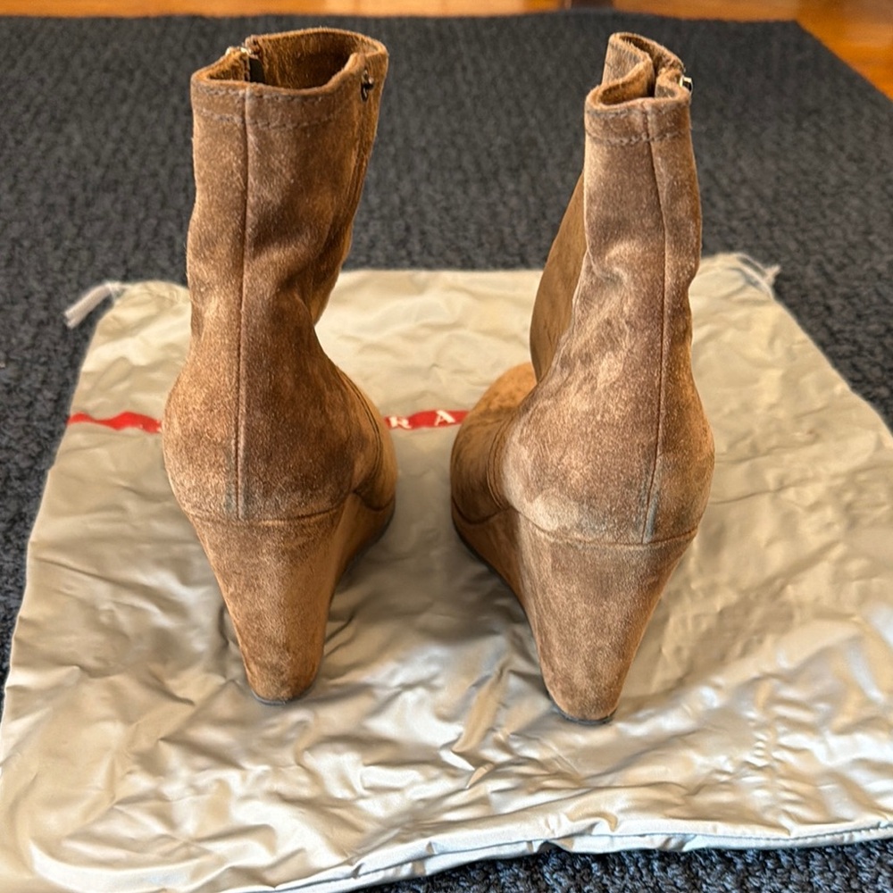 Prada Women’s Brown Suede Wedge Ankle Boots - Picture 4 of 4